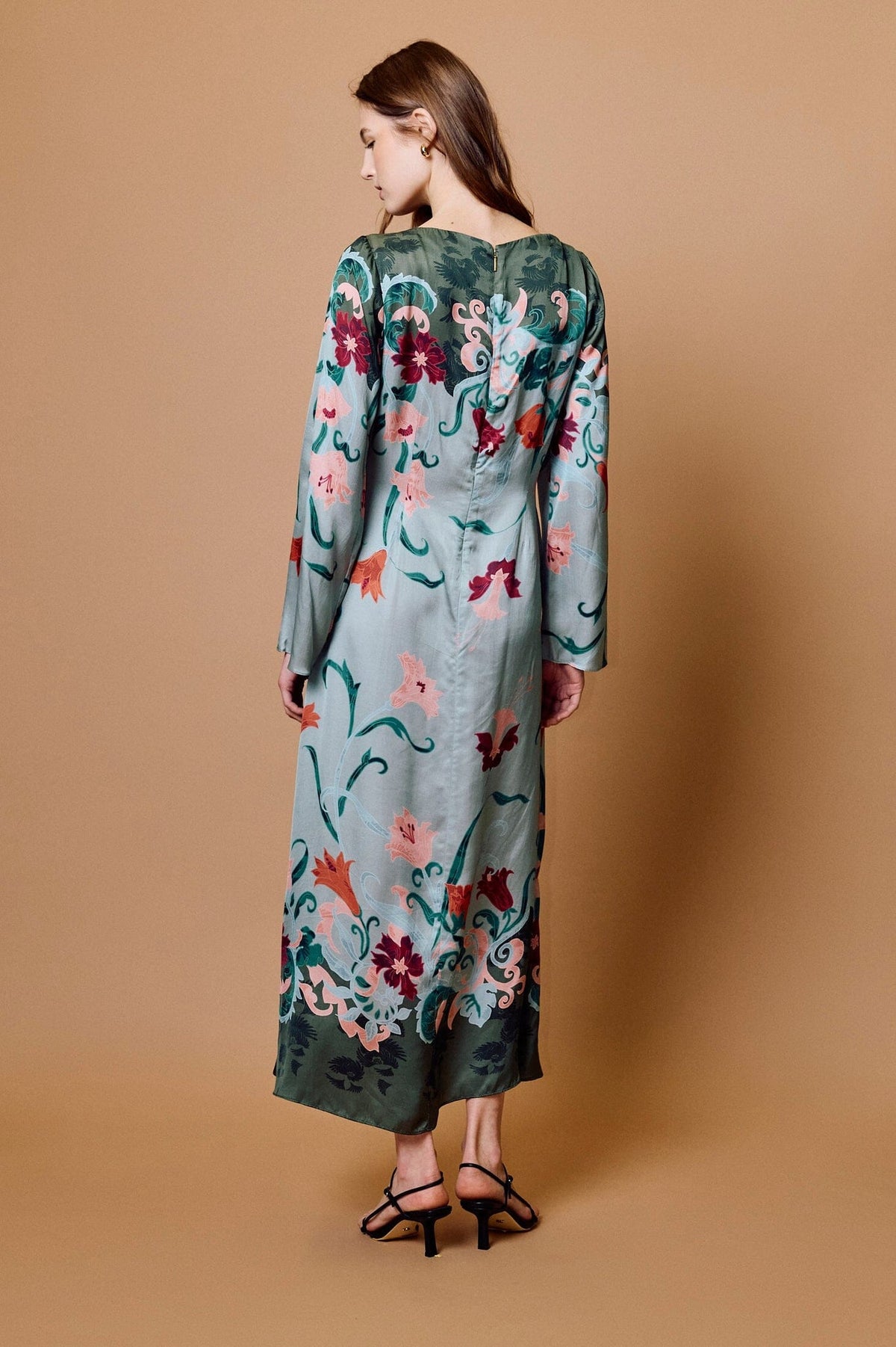 Isobel Ankle Dress in Lys