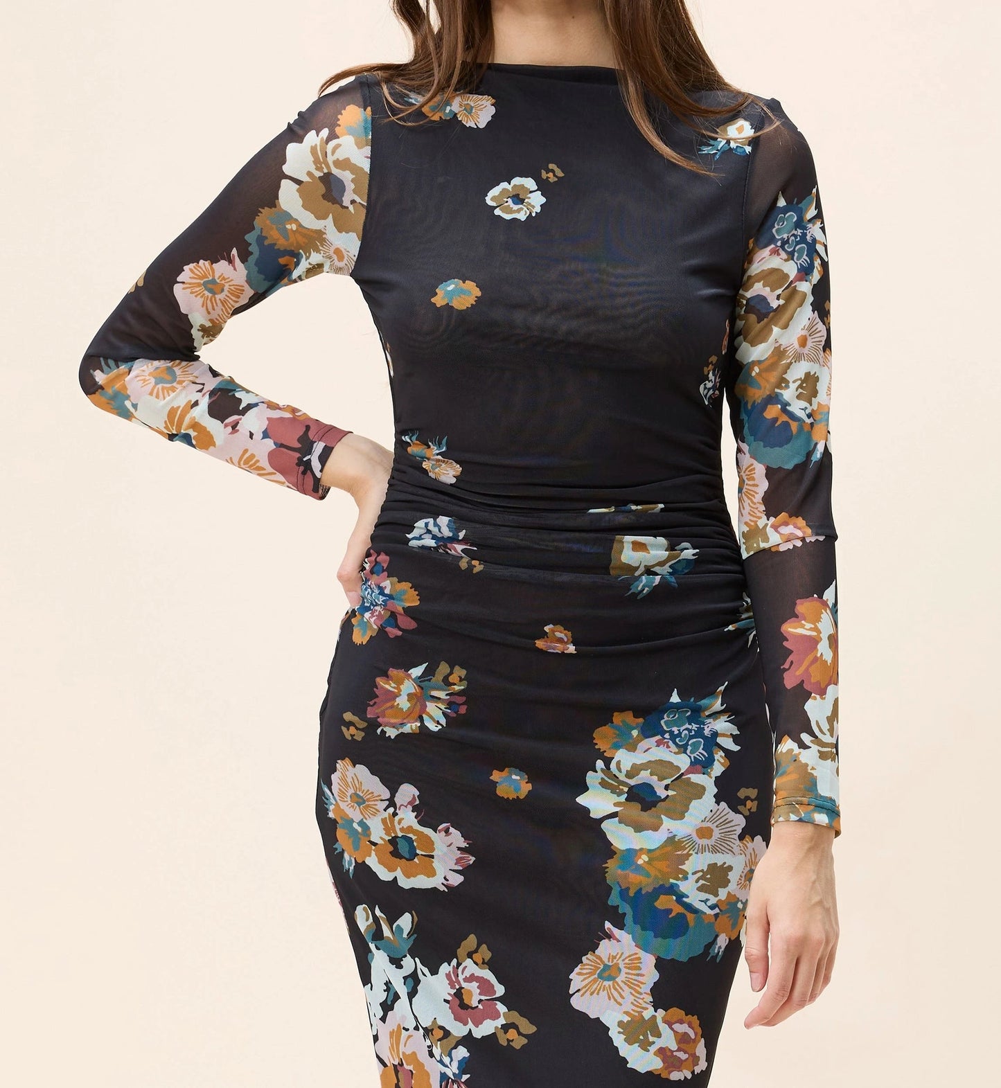 Lura Mesh Midi Dress in Vitet Floral