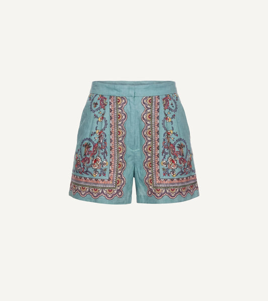 Sebastian Short in Bleura